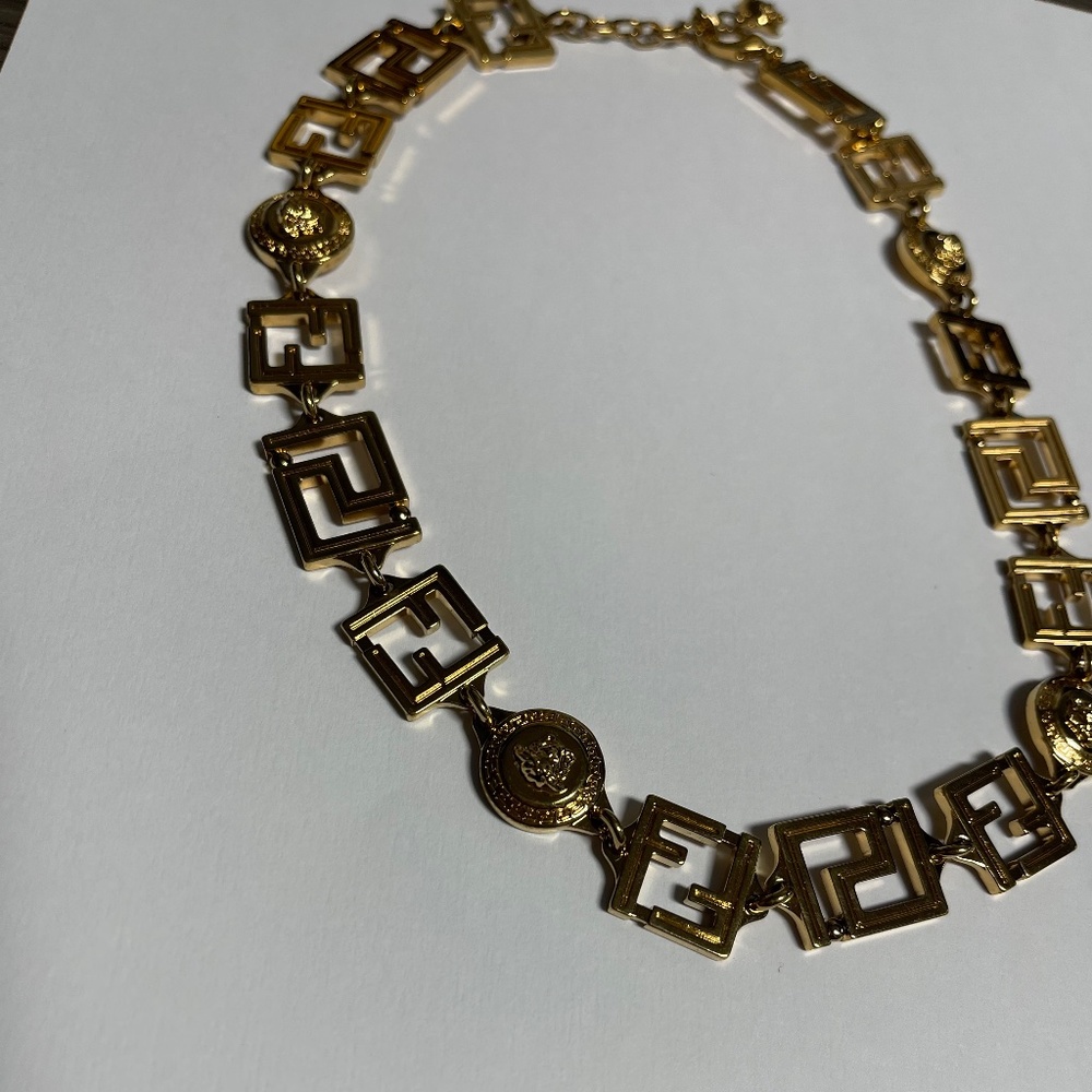 fendace fendi & medusa logo station necklace